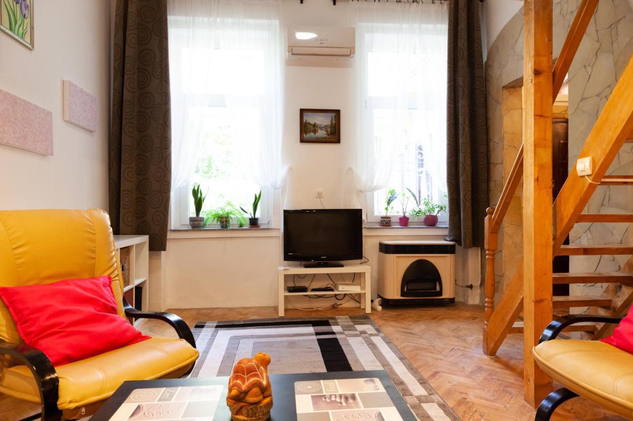 Happy Turtle Apartments Budapest Extérieur photo
